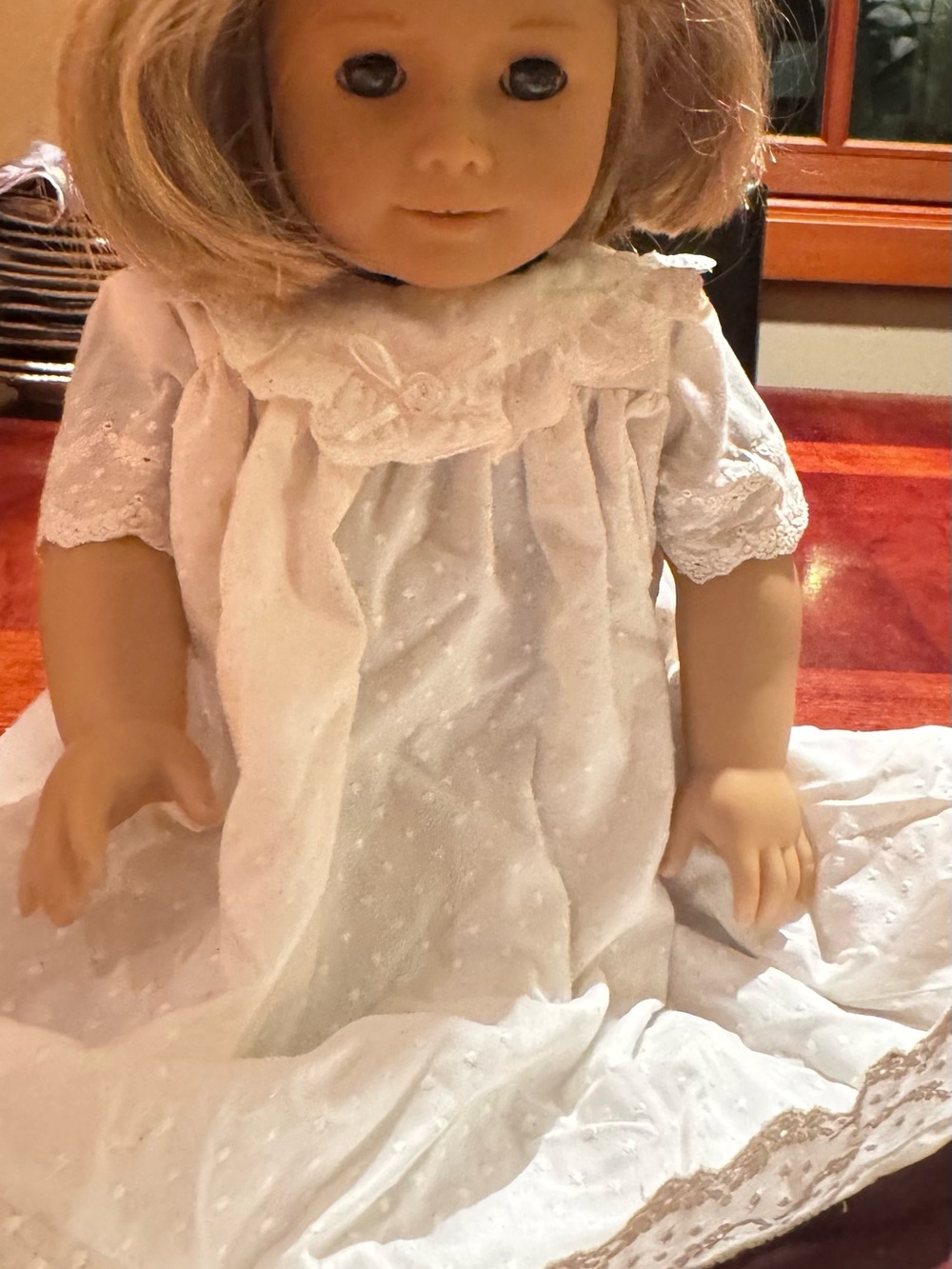 Pleasant Company Kit Kittredge American Girl Doll + Cast & Nightgown